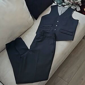 EUC Ralph Lauren Black Suit Pants (33/32) & J. Ferrar Modern Fit Black Vest